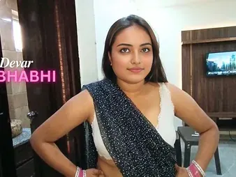 Kingxhuv gets her Indian Bhabhi roleplay torn up while alone at home