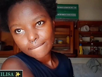 Witness Akilisa's sex-mad caboose innings with a sex-mad dark-skinned stunner