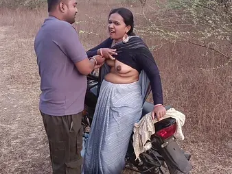 Na?ve Tits Horny Indian MILF Bhabhi Outdoor Copulation