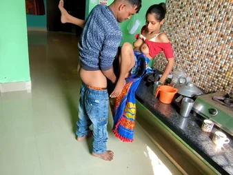 Kitchan's virgin homemade Desi Aunty gets her irritant pounded wide of virgin Indian unreserved