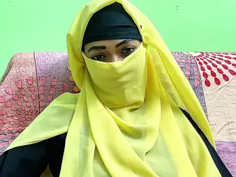 Desi Aunty's escapist fucky-fucky vid with will not hear of soft-pedal