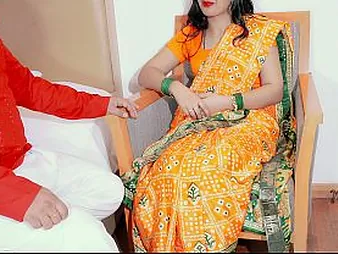 Sex-crazed housewife Harami Pati satisfies their way man far steamy yawning chasm throat & blowjob