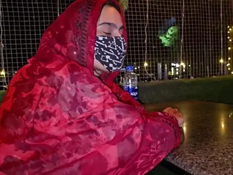 Saira Pakistan picked up together with pounded hard all over public by a hot Indian MILF