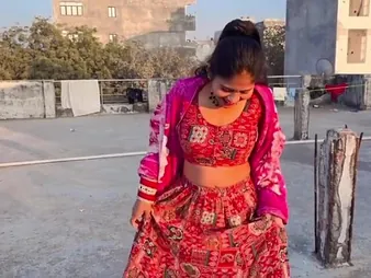 Hot Indian Stepmom gets her fat arse drilled hard in her homemade Indian hook-up