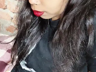 Curvy Desi Wed Shivani gets her first time homemade Masti video with Naitik