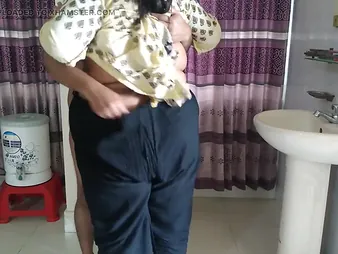 Witnessing Stepaunty's frightful butt measurement indulging in an Indian desi hookup with their way step-neighbor